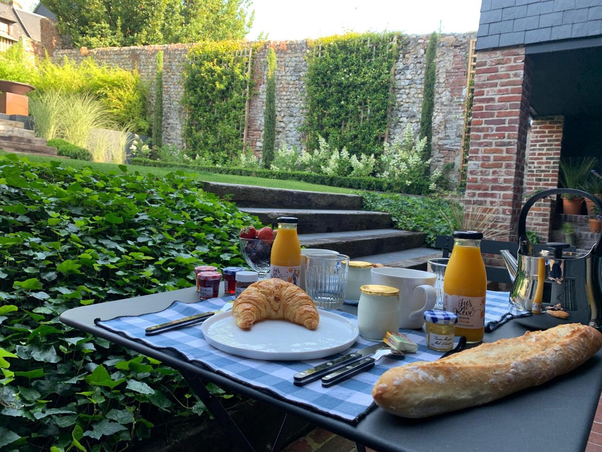 La Petite Adresse Du 10Honfleur Lejlighed Eksteriør billede